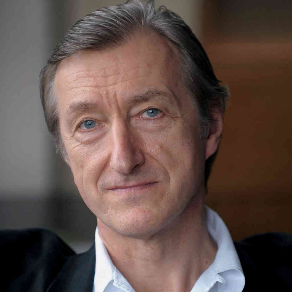 Julian Barnes