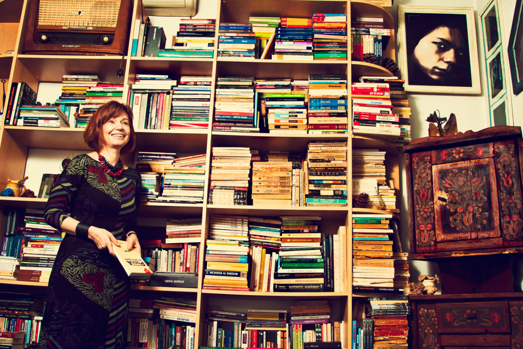 Biblioteca scriitoarei Cristina Andrei