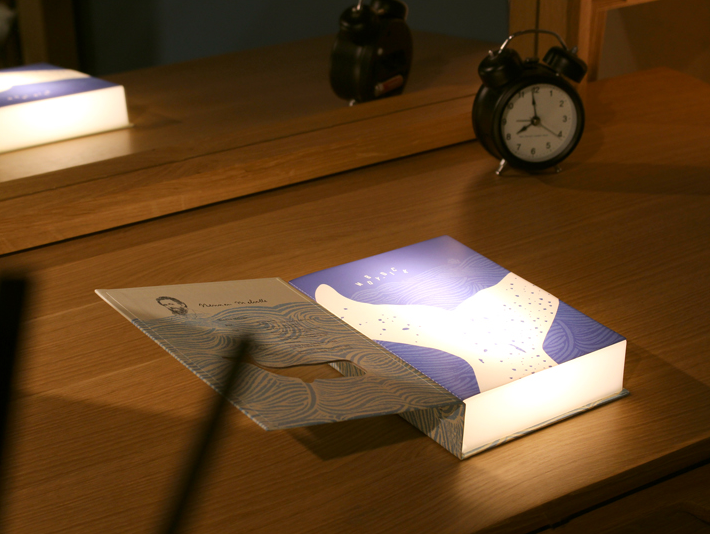 book-lamp-20
