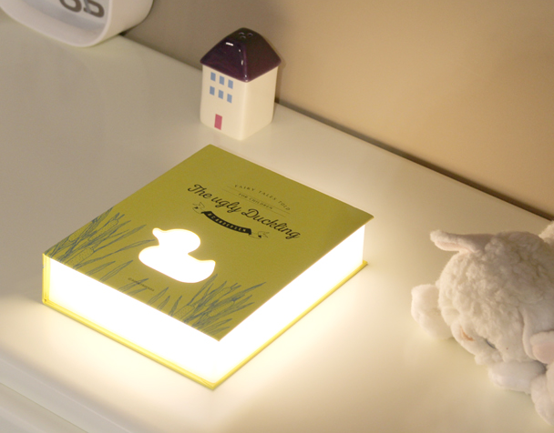book-lamp-3
