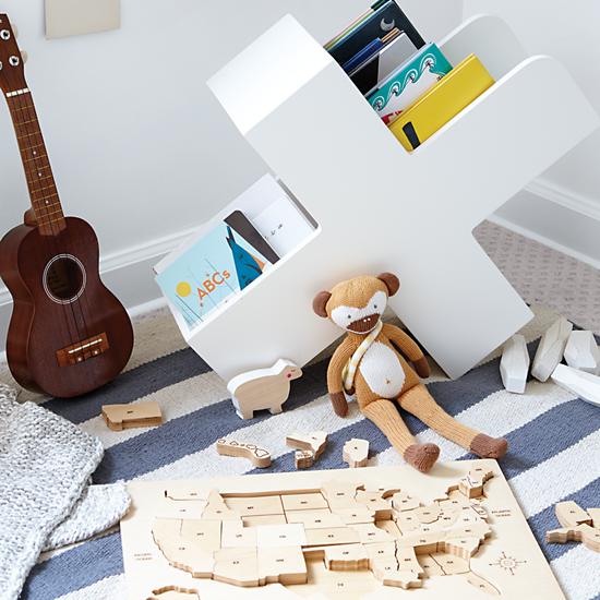 x-marks-the-book-caddy